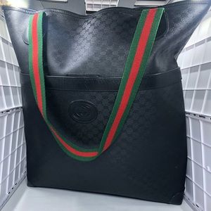 Gucci tote/Shoulder Bag w/COA.